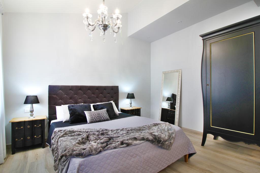 Lucca In Chic - No Ztl - Free Parking - Old City At 10Min By Walk Екстериор снимка