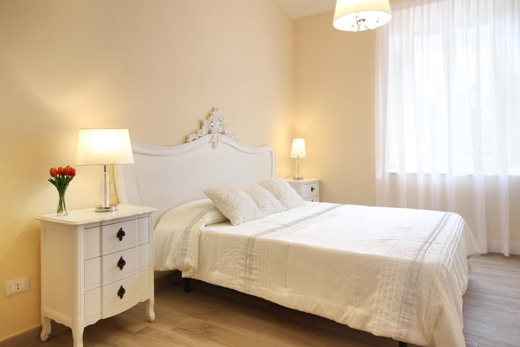 Lucca In Chic - No Ztl - Free Parking - Old City At 10Min By Walk Екстериор снимка