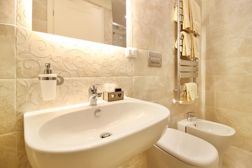Lucca In Chic - No Ztl - Free Parking - Old City At 10Min By Walk Екстериор снимка
