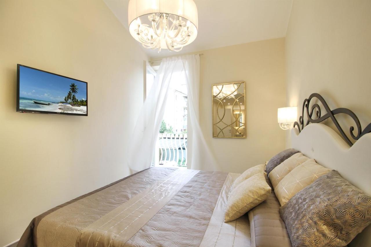 Lucca In Chic - No Ztl - Free Parking - Old City At 10Min By Walk Екстериор снимка